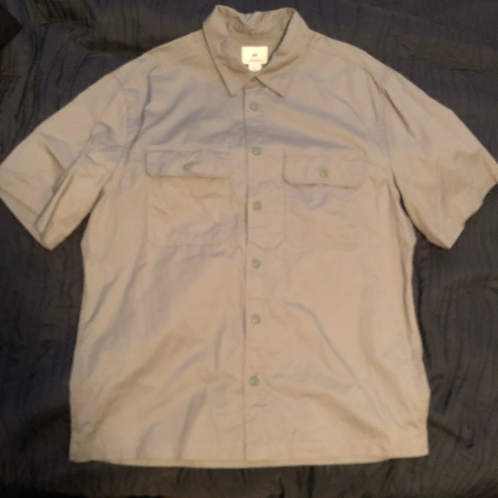 H&M Men's Gray Relaxed Fit Button Down Short Sleeve Shirt NWT